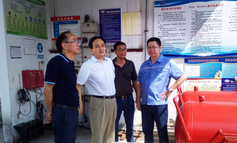 市政府常務(wù)副市長劉孝華來我司檢查夏季安全生產(chǎn)管理工作